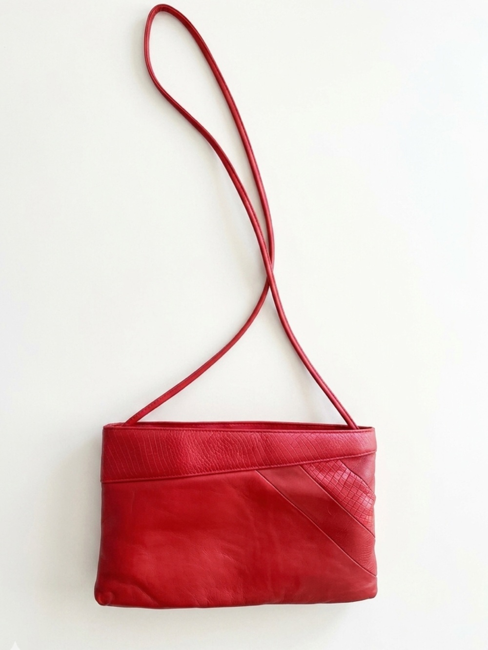 Vintage Messages Red Crossbody Bag 80s/90s